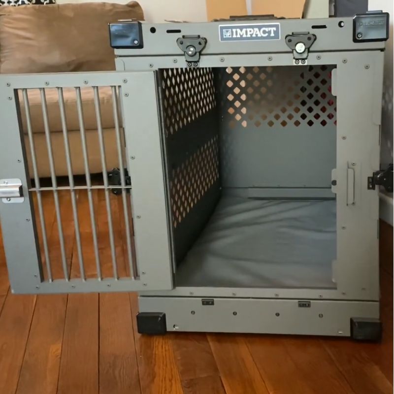 Collapsible Crate opened