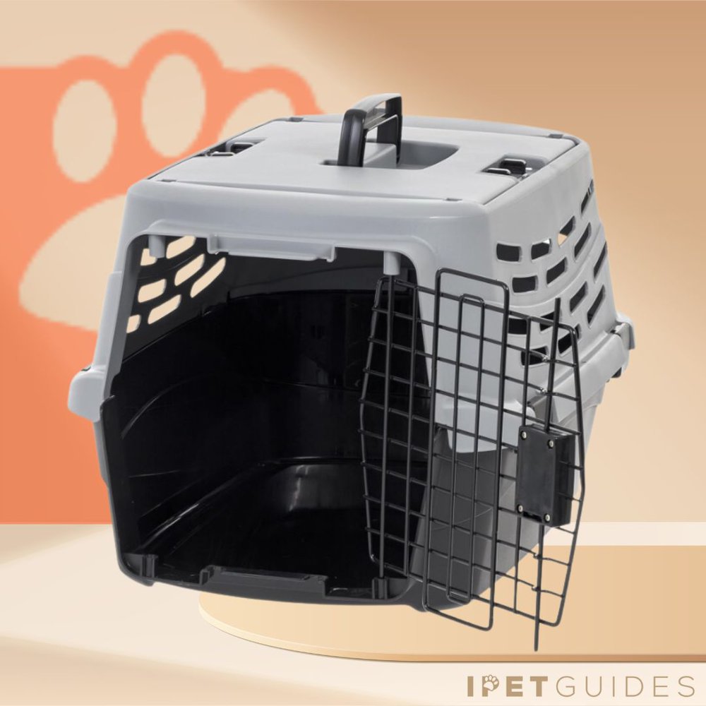 Iris USA Plastic Dog Crate